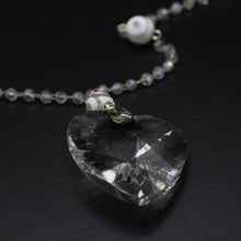 Load image into Gallery viewer, Envy Heart Prism Necklace
